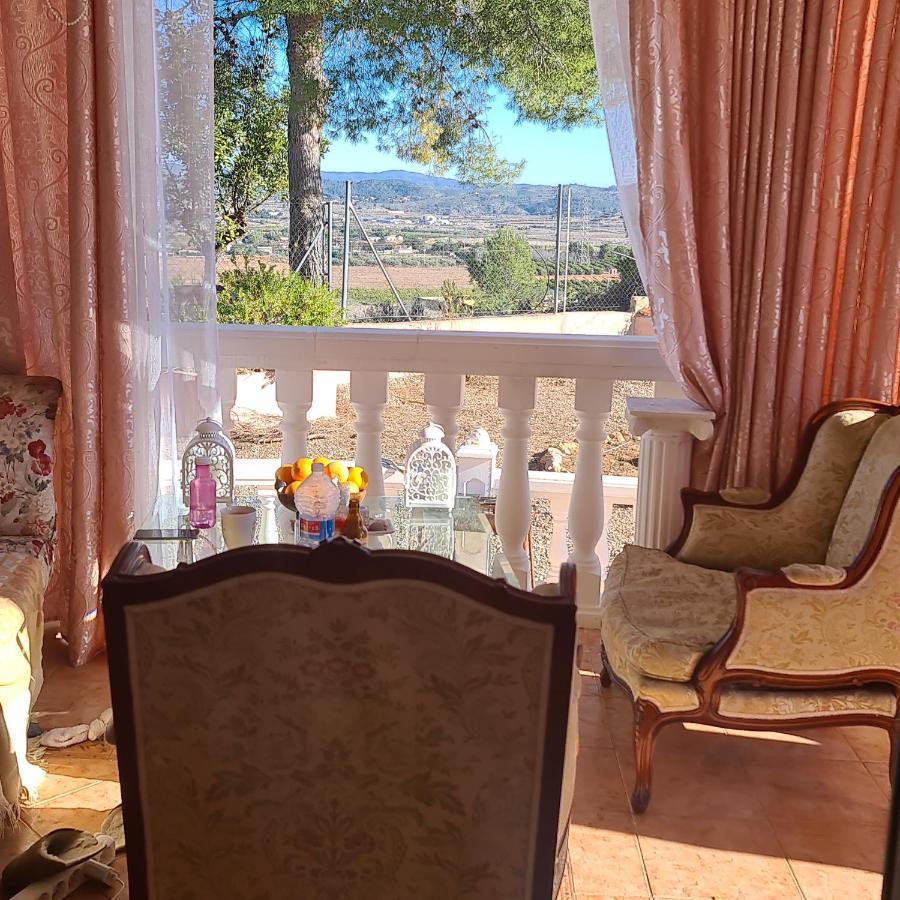 منزل الضيف فالنسيا  في Chateau Angelique المظهر الخارجي الصورة