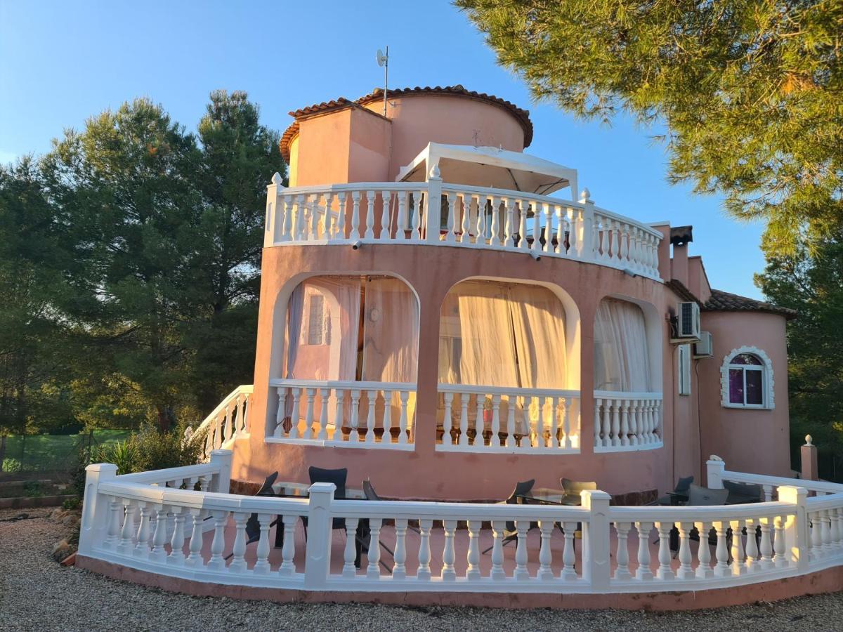 منزل الضيف فالنسيا  في Chateau Angelique المظهر الخارجي الصورة